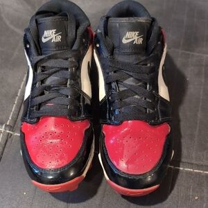 Nike Kids' Black and Red Nike Baseball Cleats